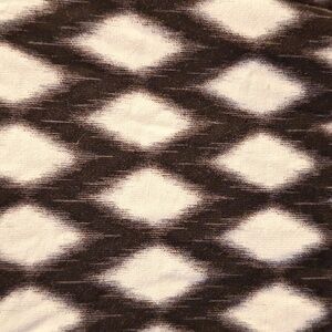 GAP Black and White Patterned Jersey Dress Belt Is Attached At Back